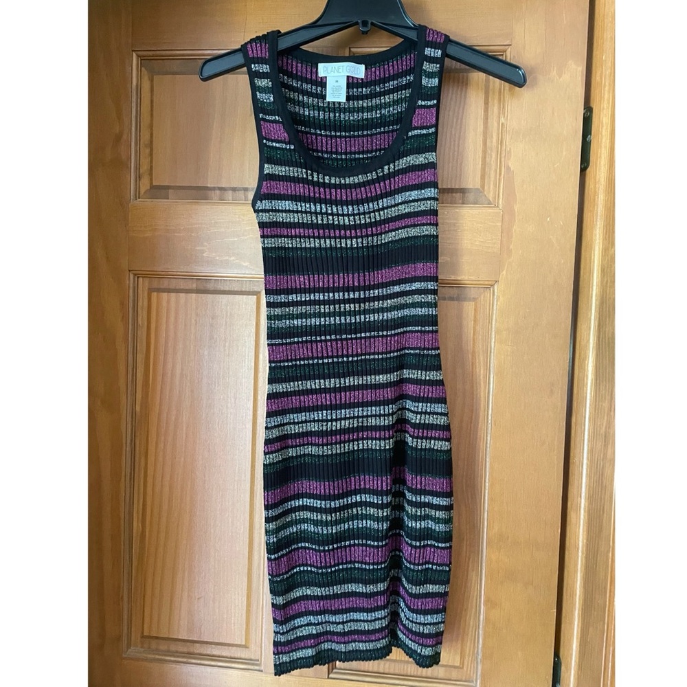Scoop neck bodycon knit dress